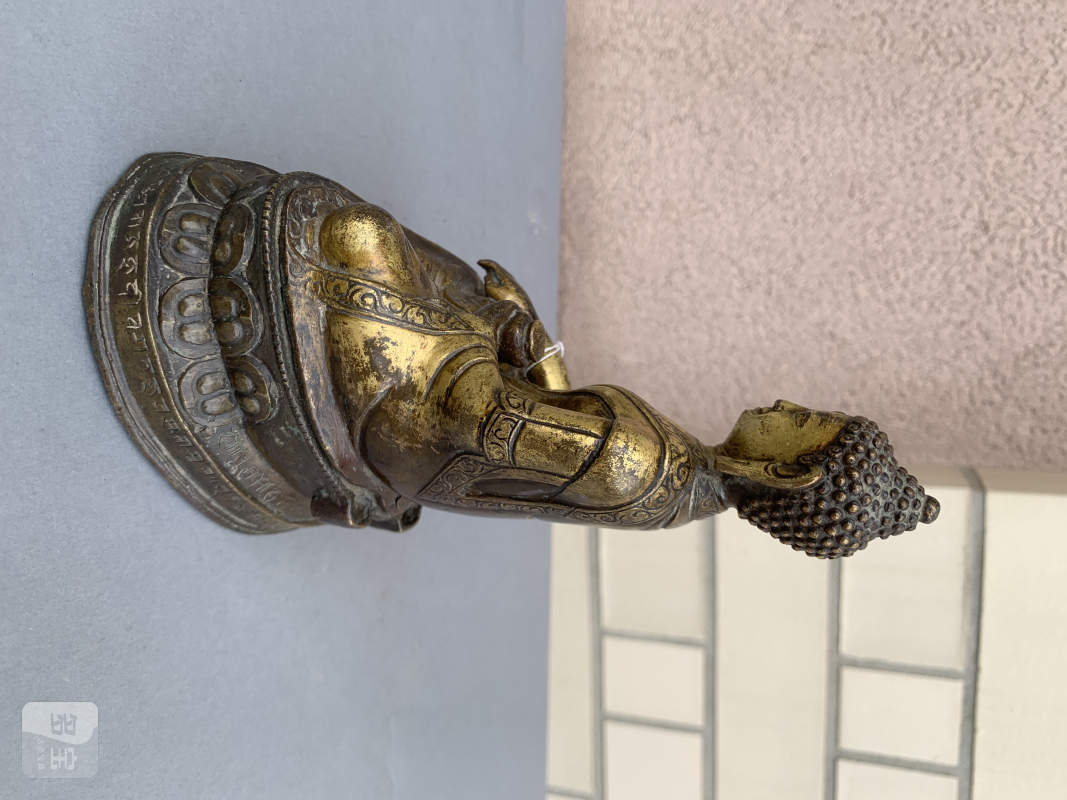 A GILT-COPPER FIGURE OF BUDDHA SHAKYAMUNI - 图7